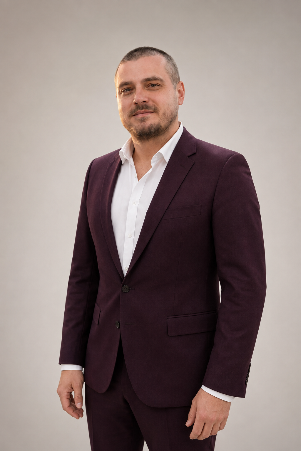 Алексей Иванов, Young Estate